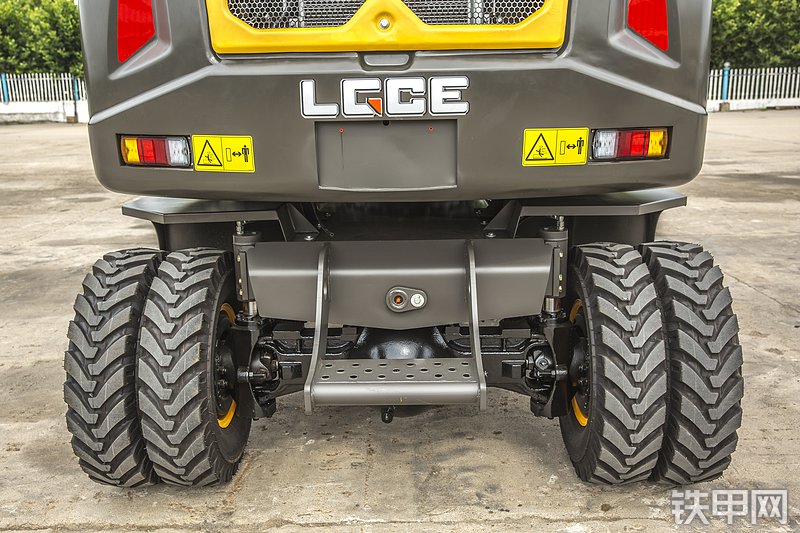 临工建机LG75F挖掘机局部