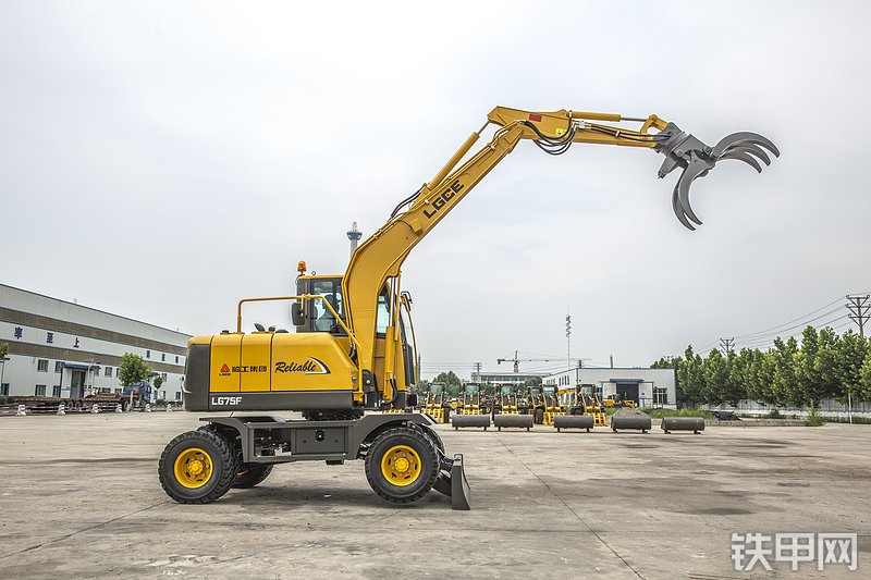 临工建机LG75F挖掘机整机外观