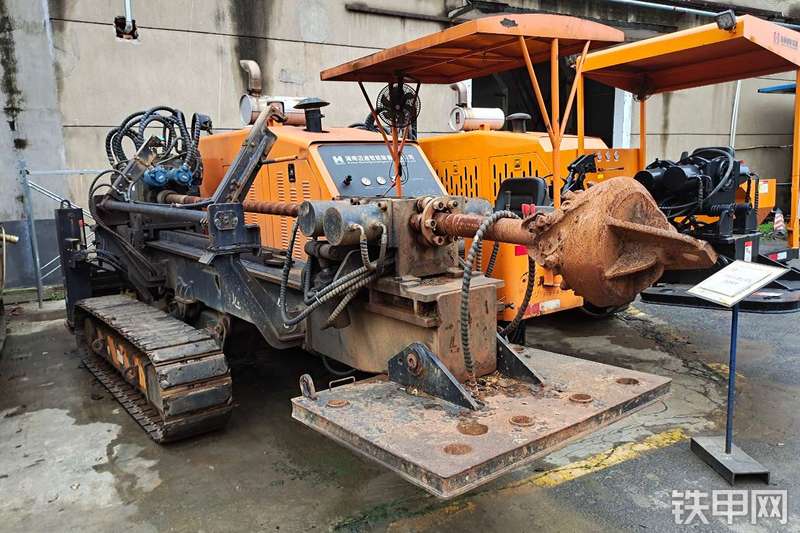 迈通MTD320A水平定向钻整机外观