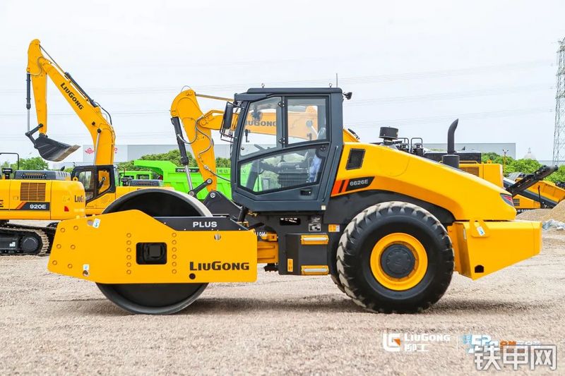 柳工clg6626eplus单钢轮压路机