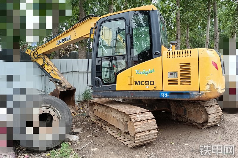 山重建机MC76-9W挖掘机整机外观