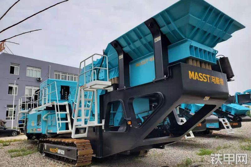马斯特mf600履带移动反击式破碎机