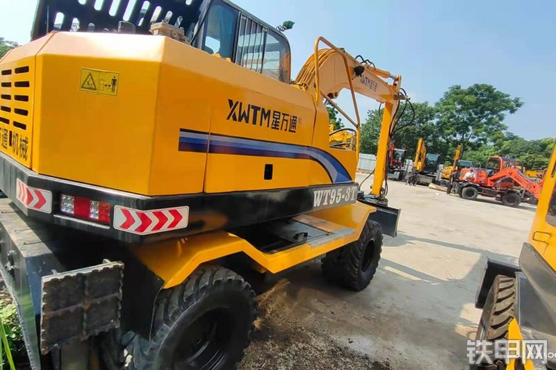 万通机械wt953t轮式挖掘机