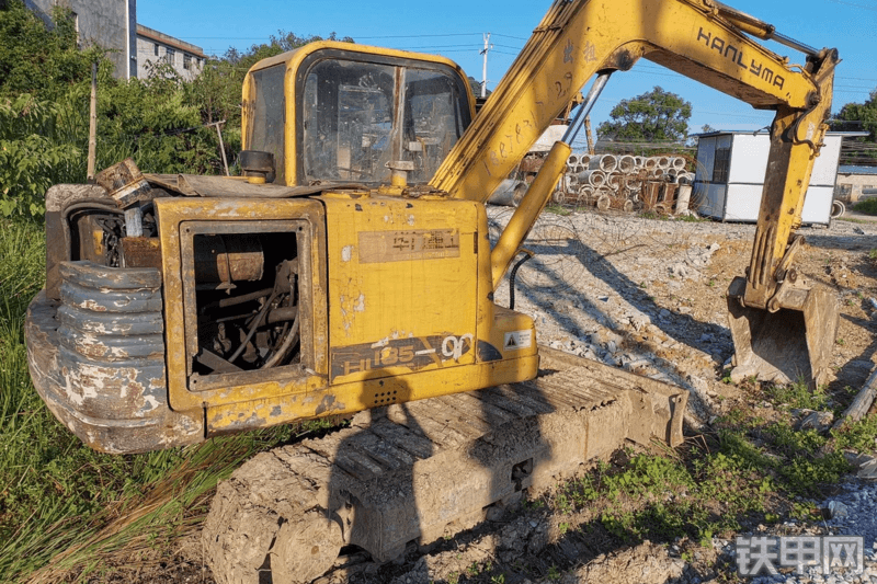 华力重工hl185d履带式挖掘机