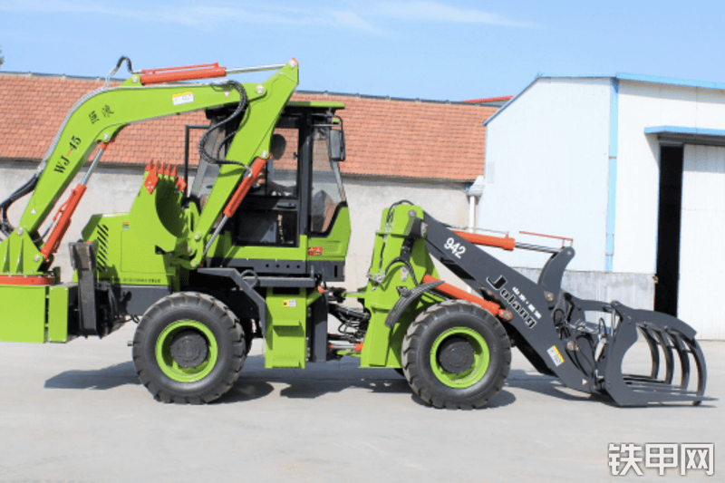 巨浪重工JL942-45挖掘装载机整机外观