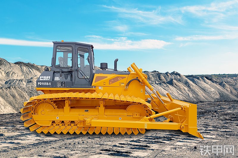普石勒PD165S-5推土机整机外观