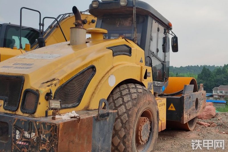 洛阳路通lt625b单钢轮压路机