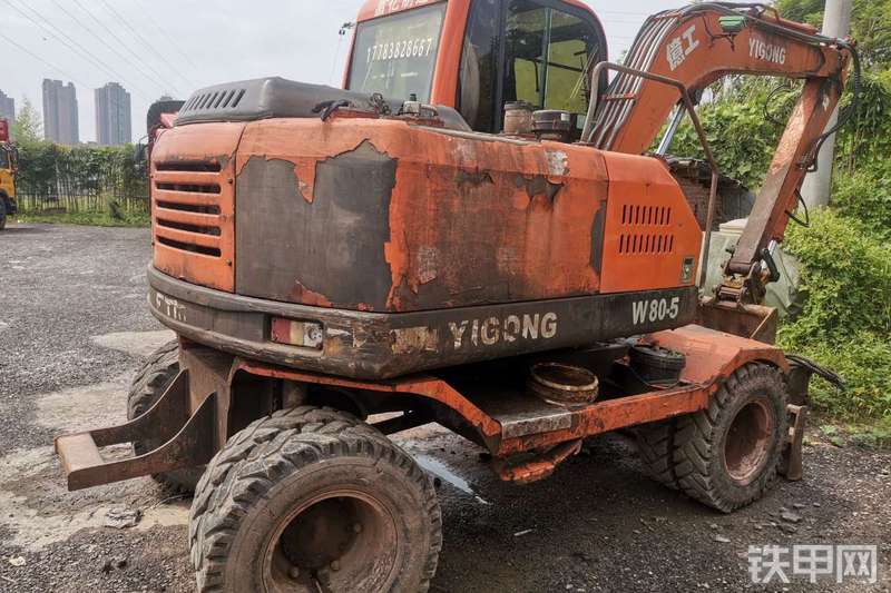富亿W80-5挖掘机整机外观