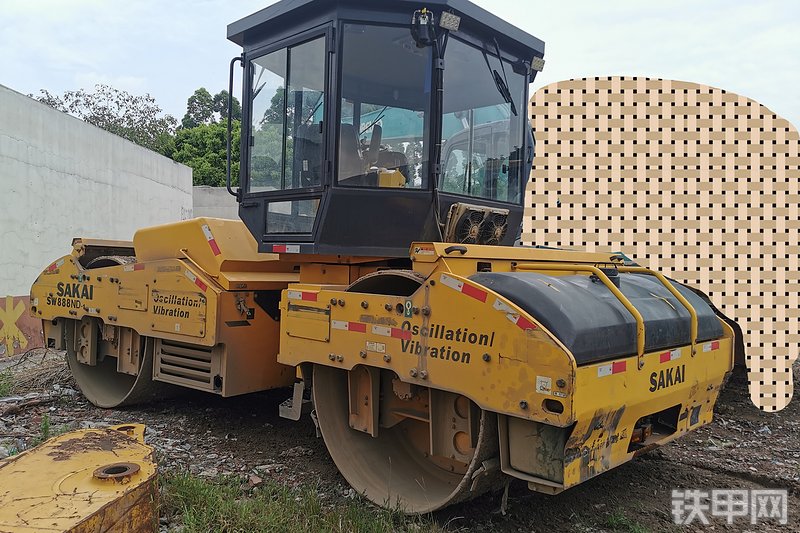 酒井SW888ND-1压路机整机外观