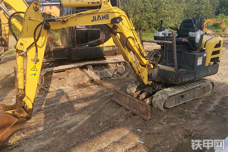 嘉和重工sg8018a履带式挖掘机