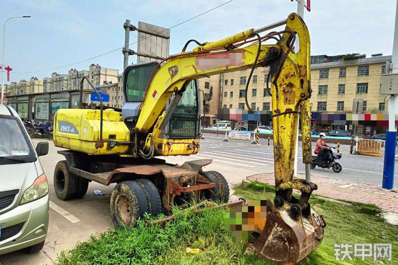 犀牛重工XNW45360-4L挖掘机整机外观