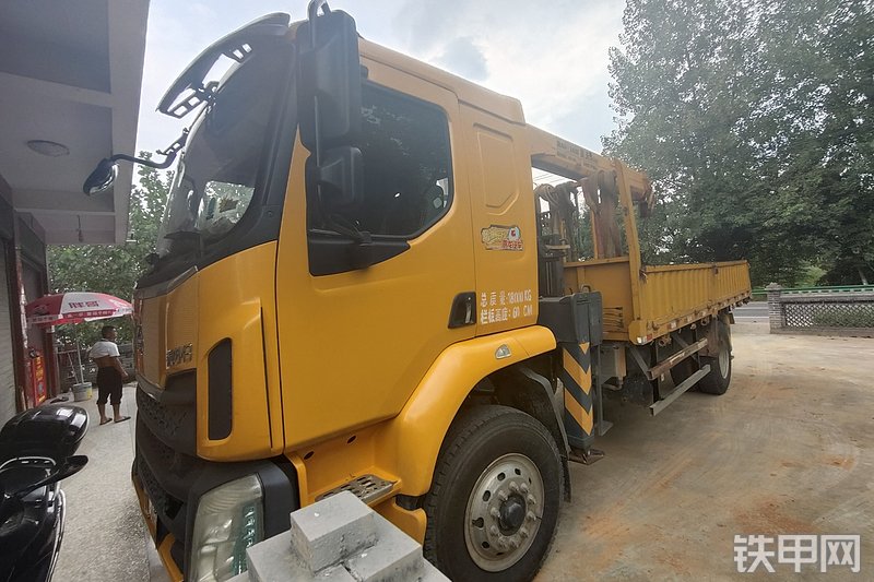 乘龙lz5180jsqm3ab随车起重机