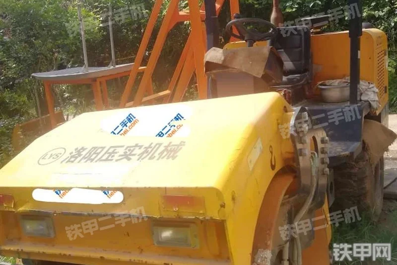 洛阳压实机械LYS203单钢轮压路机