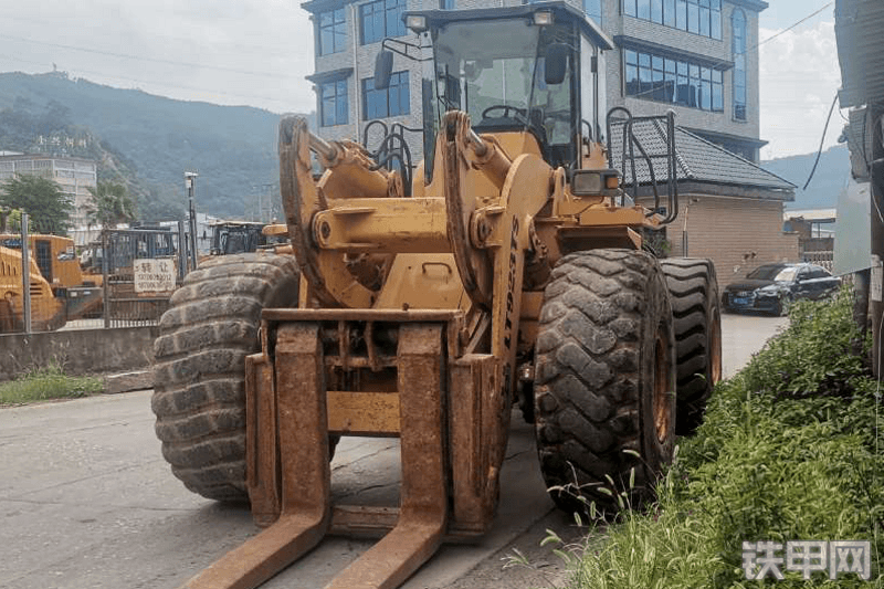 立藤机械923ts叉装车