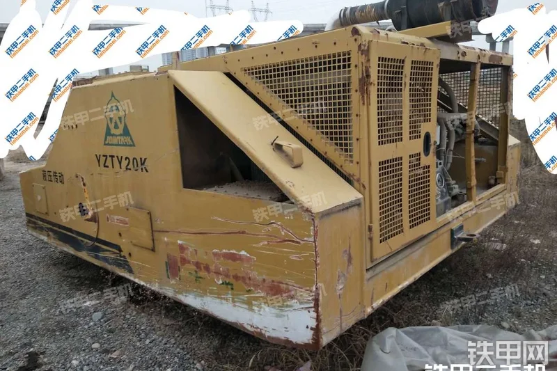 中大YZTY20K压路机整机外观
