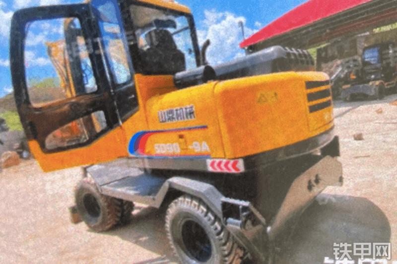 山鼎SD90-9A挖掘机整机外观