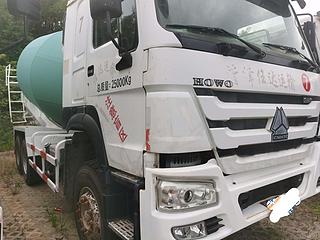 豪沃 ZZ1257N4047D1 搅拌运输车