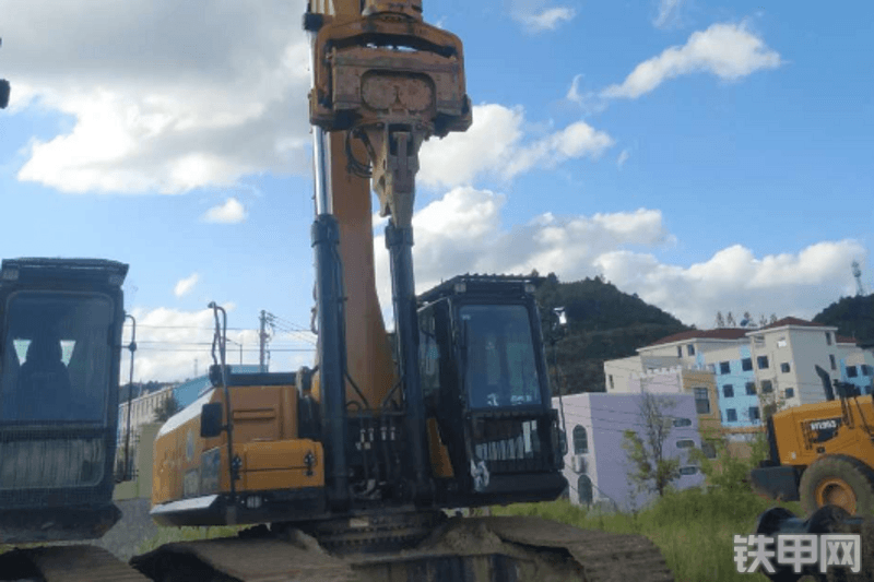 三一重工sy600hd履带式挖掘机