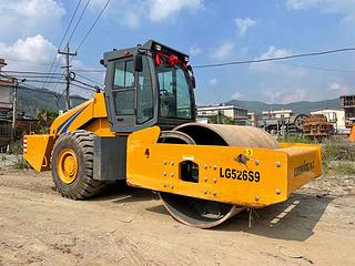 龍工 LG526S9 壓路機(jī)圖片