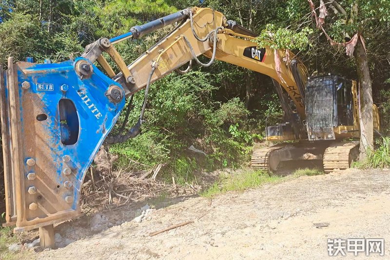 卡特彼勒349E挖掘机整机外观