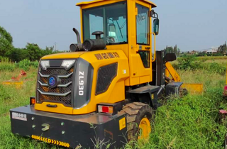 柳装重特 ZL930 装载机