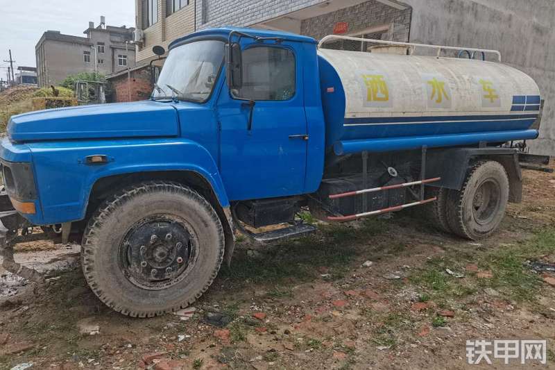 东风eq5092gps19d洒水车