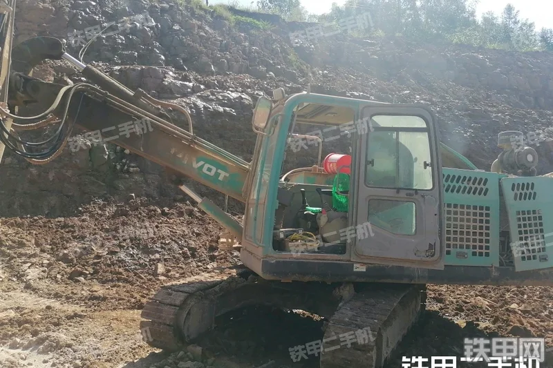 普威特PVT-DR5凿岩钻机整机外观