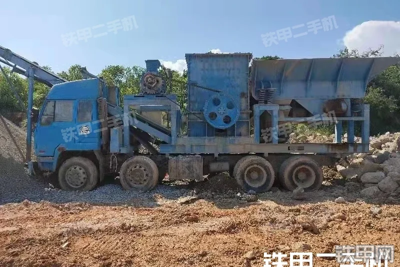 桂浙机械1416车载重锤移动破移动破碎站整机外观