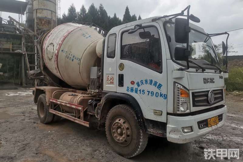 大力5160gjbls5搅拌运输车