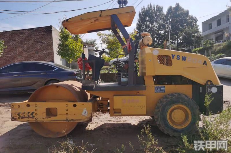 路晔ysw204a单钢轮压路机