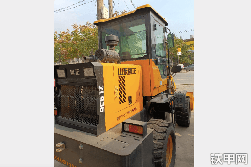 山东鲁正zl936轮式装载机