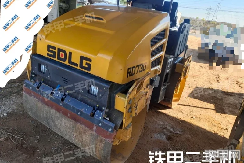 山东临工RD7301双钢轮压路机