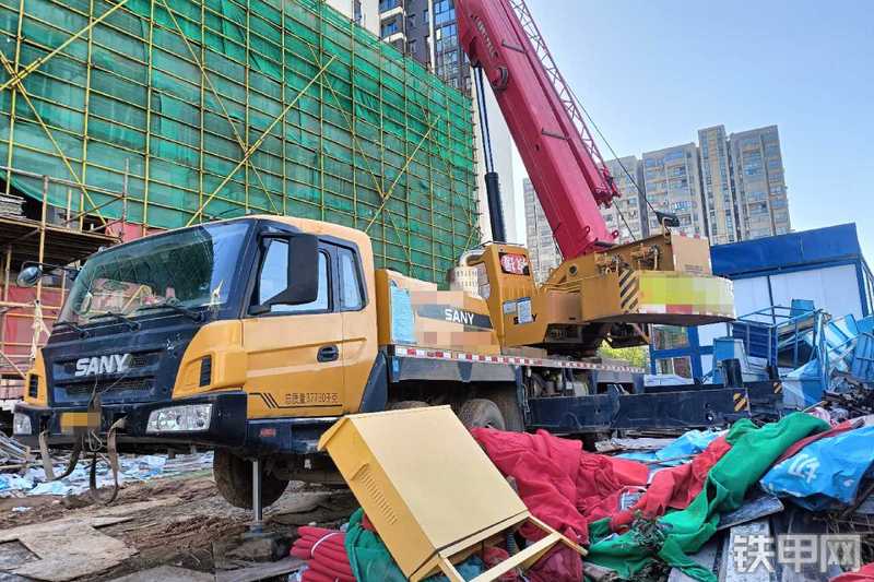 三一重工stc500t汽车起重机