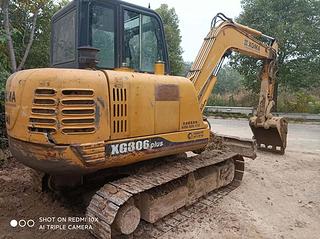 厦工XG806plus挖掘机