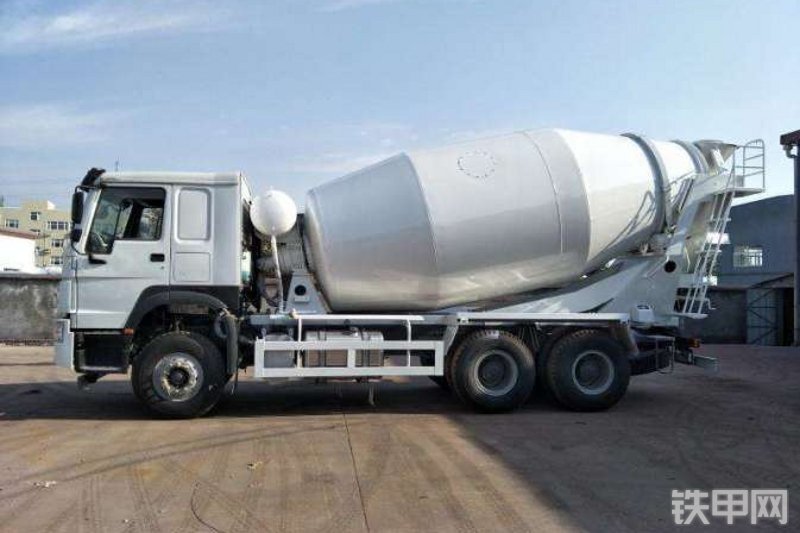 徐工XZJ5250GJB1搅拌运输车整机外观