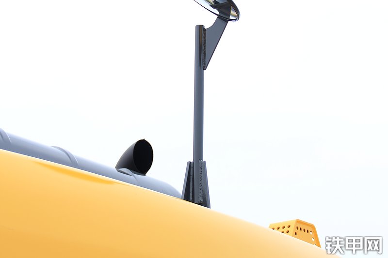 小松PC270-8挖掘机局部