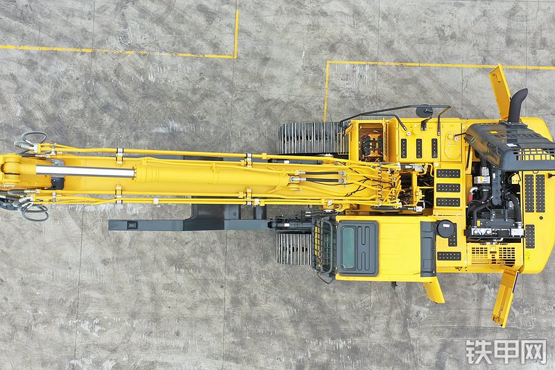 小松PC210-8M0汽车拆解机挖掘机整机外观