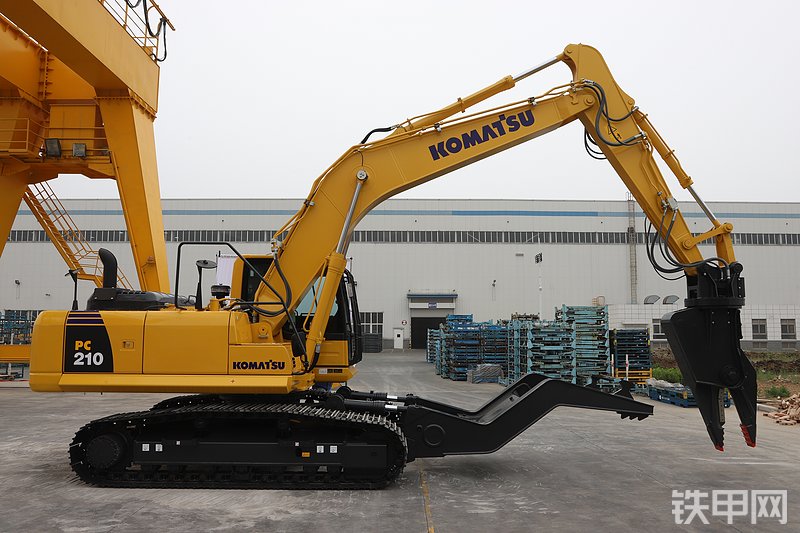 小松PC210-8M0汽车拆解机挖掘机整机外观