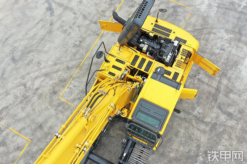 小松PC210-8M0汽车拆解机挖掘机整机外观