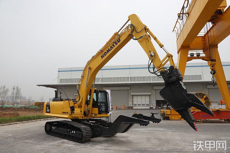 小松PC210-8M0汽车拆解机挖掘机整机外观