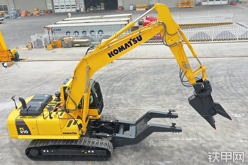 小松PC210-8M0汽车拆解机挖掘机整机外观