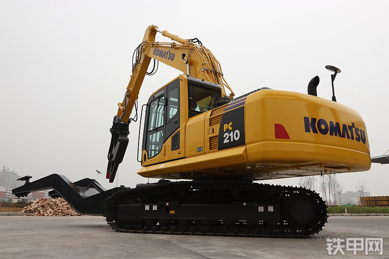 小松PC210-8M0汽车拆解机挖掘机整机外观