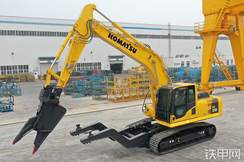 小松PC210-8M0汽车拆解机挖掘机整机外观
