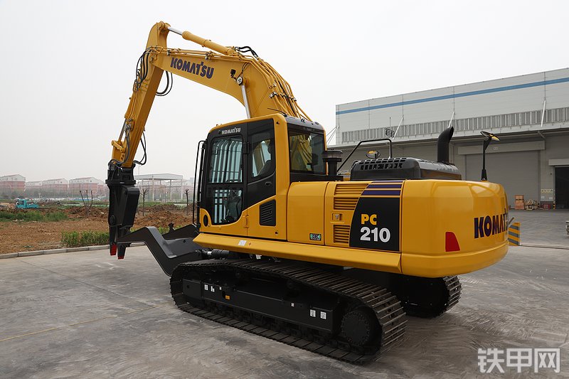 小松PC210-8M0汽车拆解机挖掘机整机外观