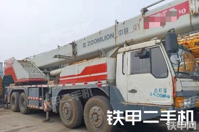 中联重科zlzk4汽车起重机