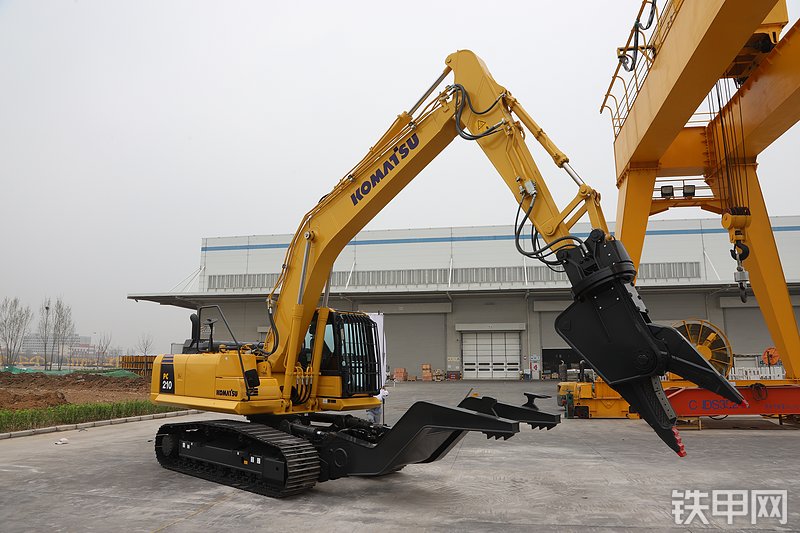 小松PC210-8M0汽车拆解机挖掘机整机外观
