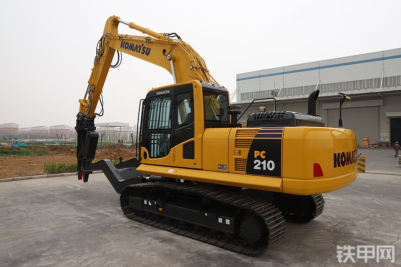 小松PC210-8M0汽车拆解机挖掘机整机外观