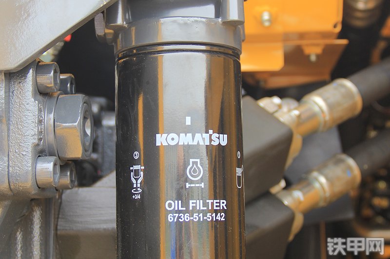 小松PC270-8挖掘机局部