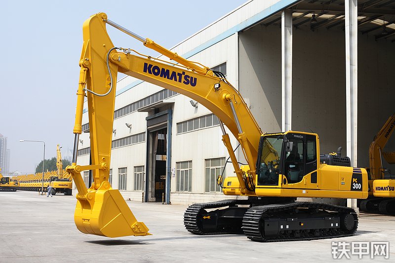 小松PC300-8M0(SE)挖掘机整机外观