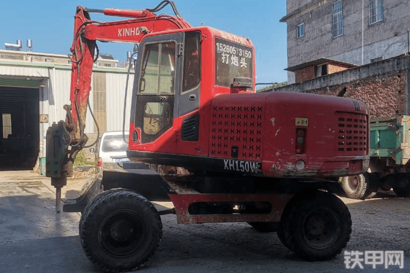 鑫豪XH120W挖掘机整机外观